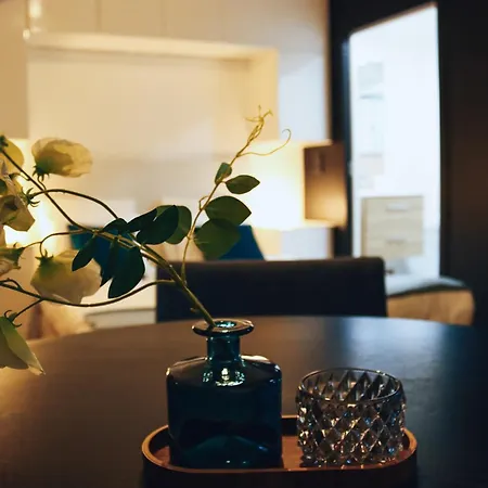 Apartment Bargue